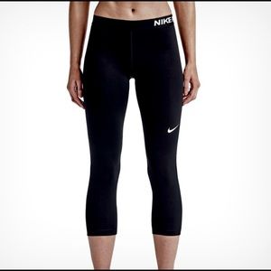 Nike Pro Crop Legging